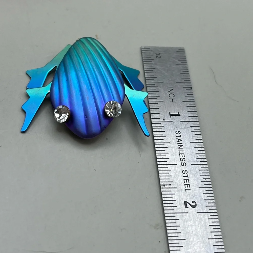 Colorful Frog Brooch with Rhinestones - Picture 4 of 4